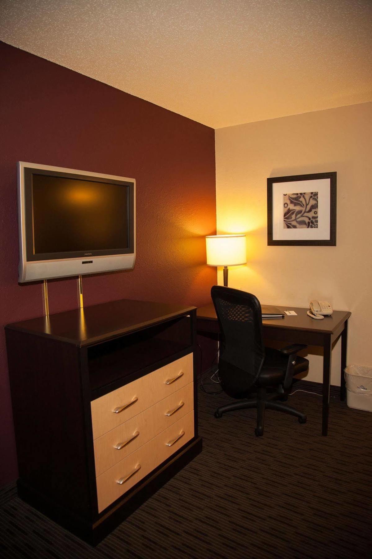 Americinn By Wyndham Detroit Lakes Buitenkant foto