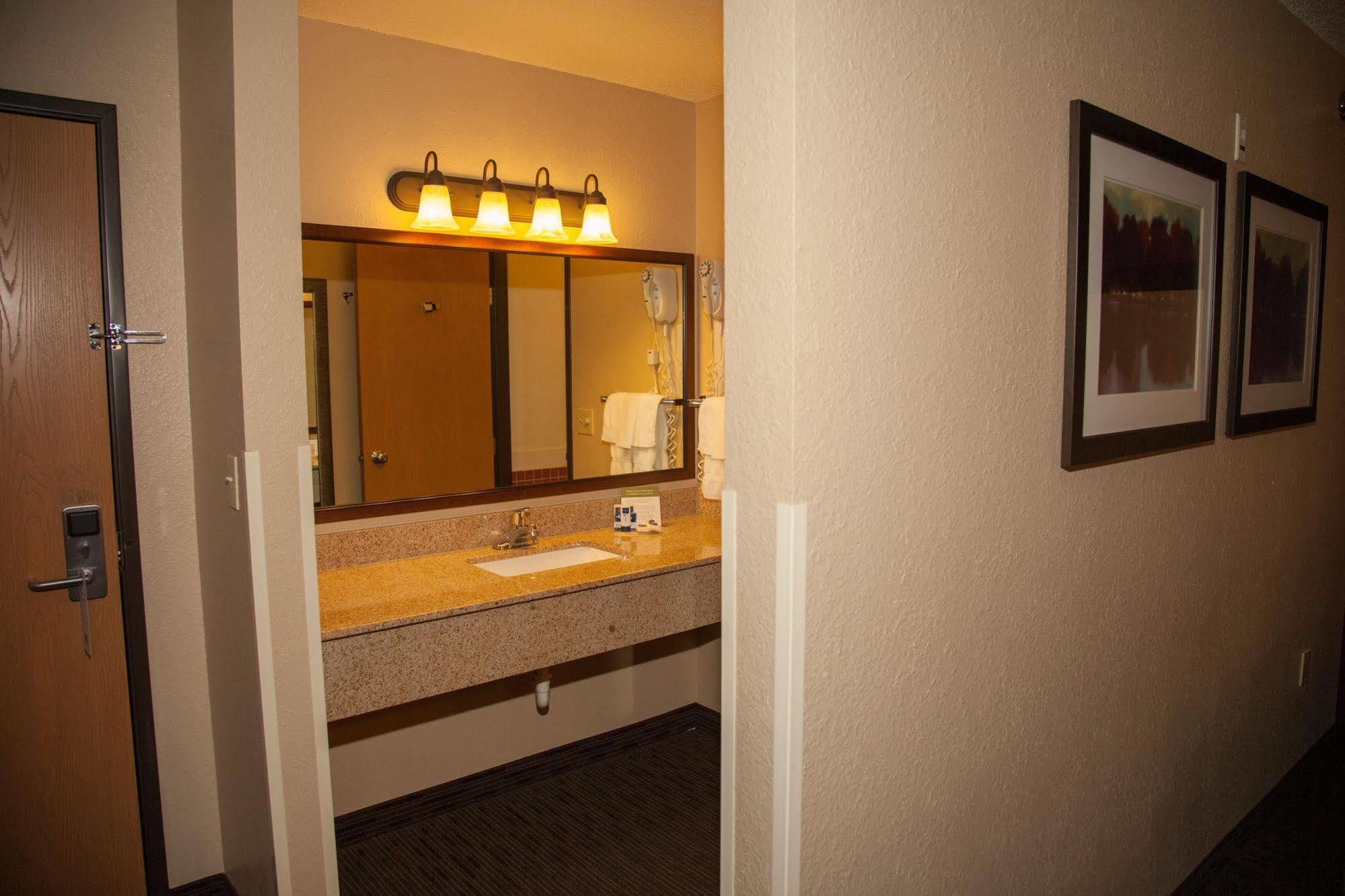 Americinn By Wyndham Detroit Lakes Buitenkant foto